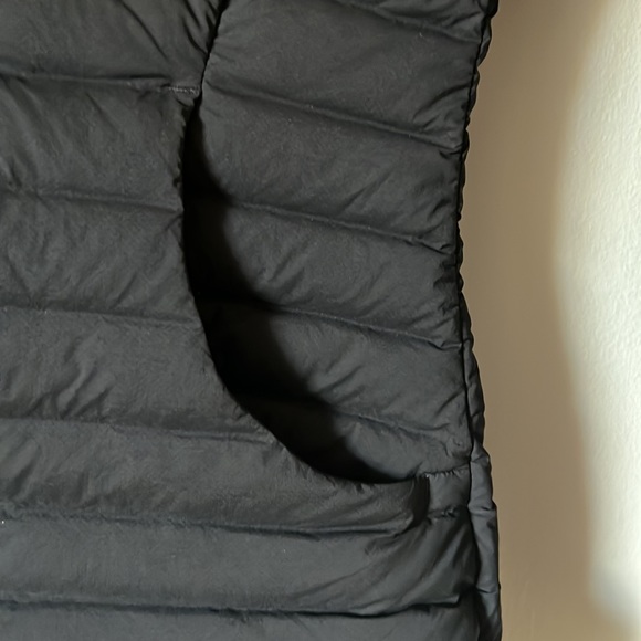 Lululemon Pack It Down Jacket - Picture 4 of 7